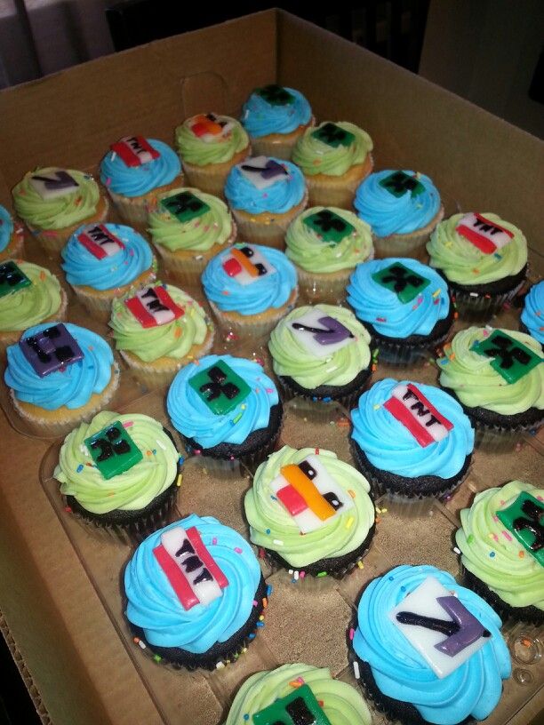 Minecraft Cupcakes. Cupcakes from Sam