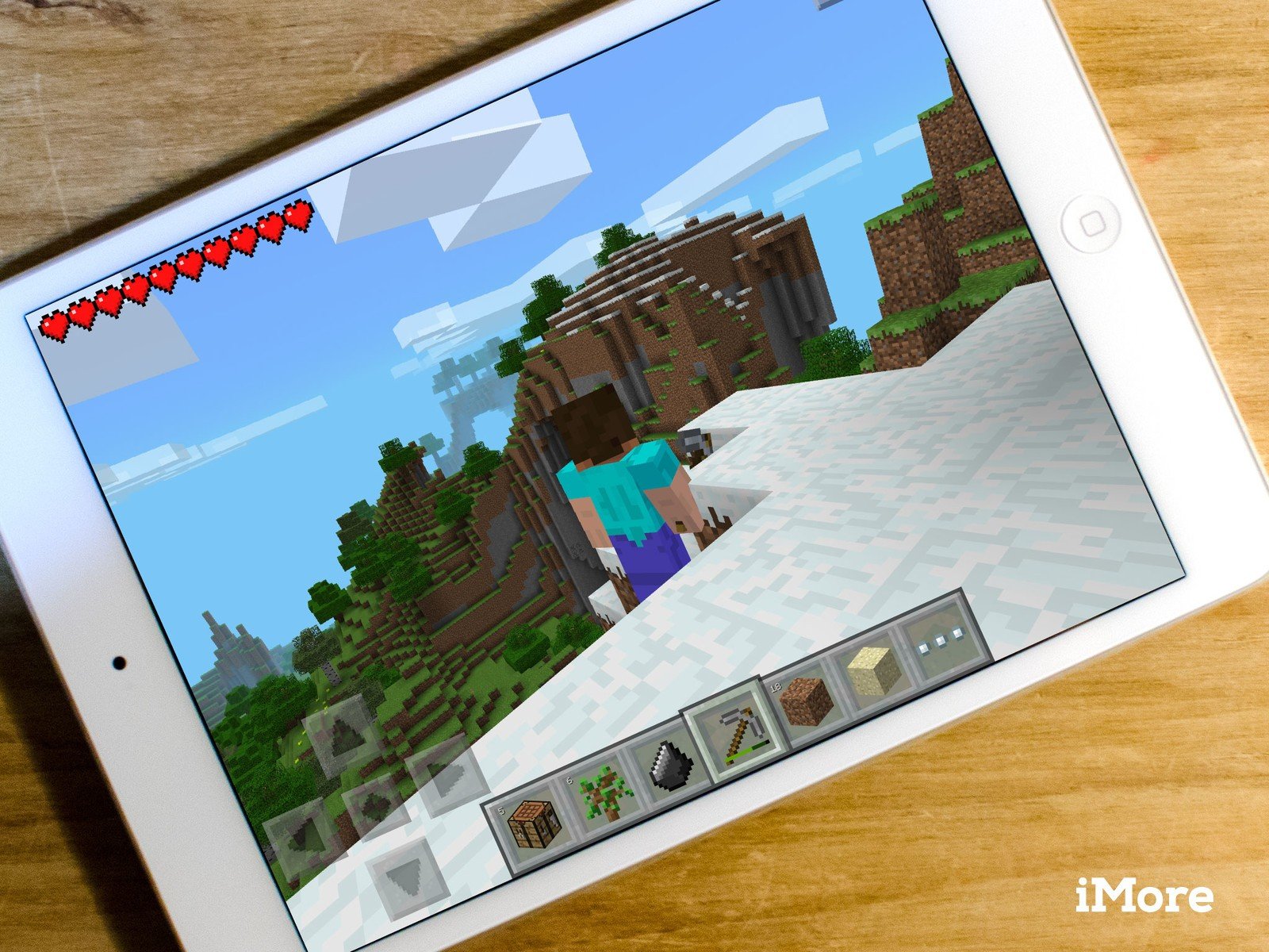 Minecraft Pocket Edition for iPhone and iPad uncovers infinite worlds ...